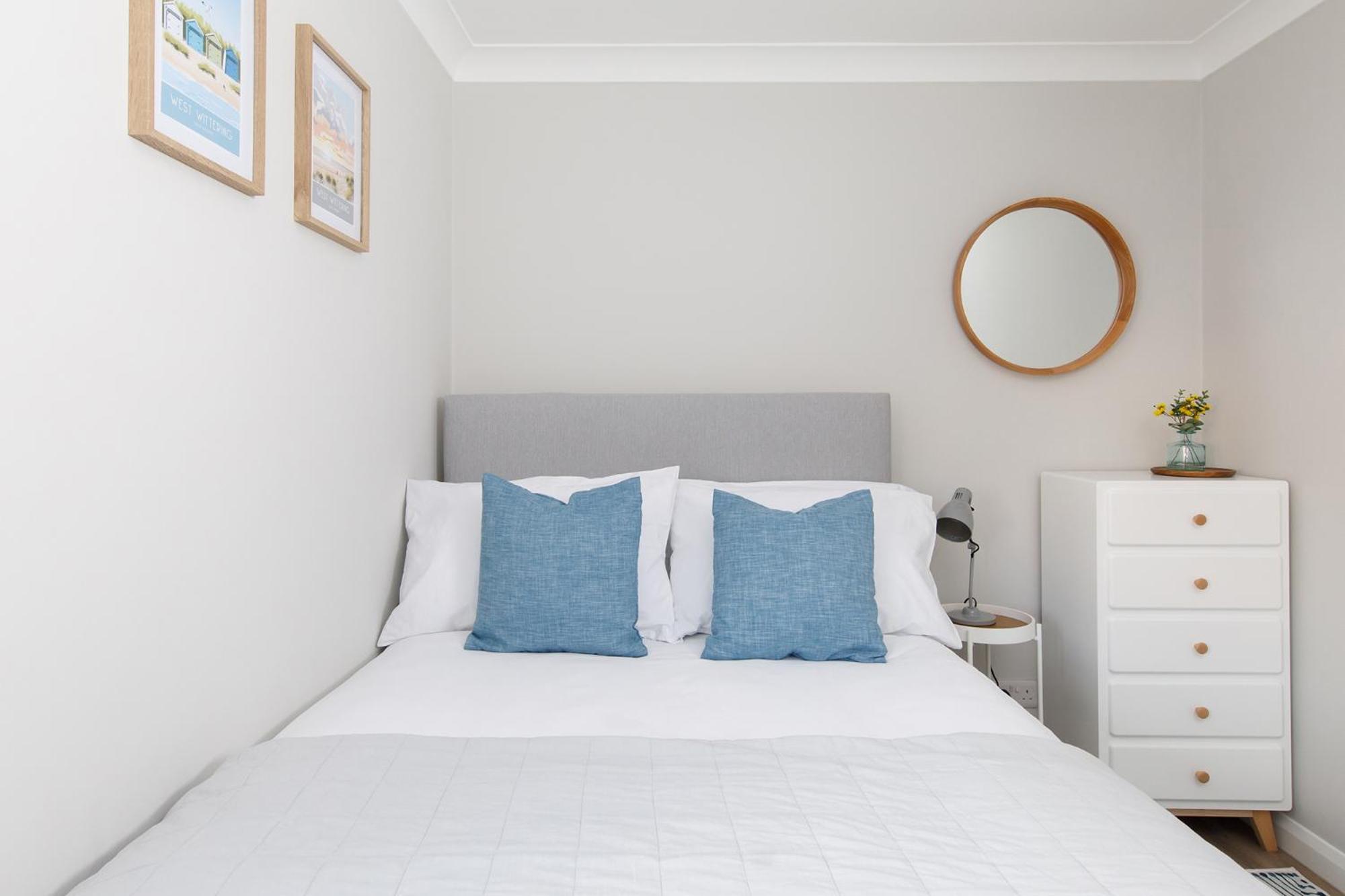 Apartament Little Blue By The Butler Collection Chichester Zewnętrze zdjęcie
